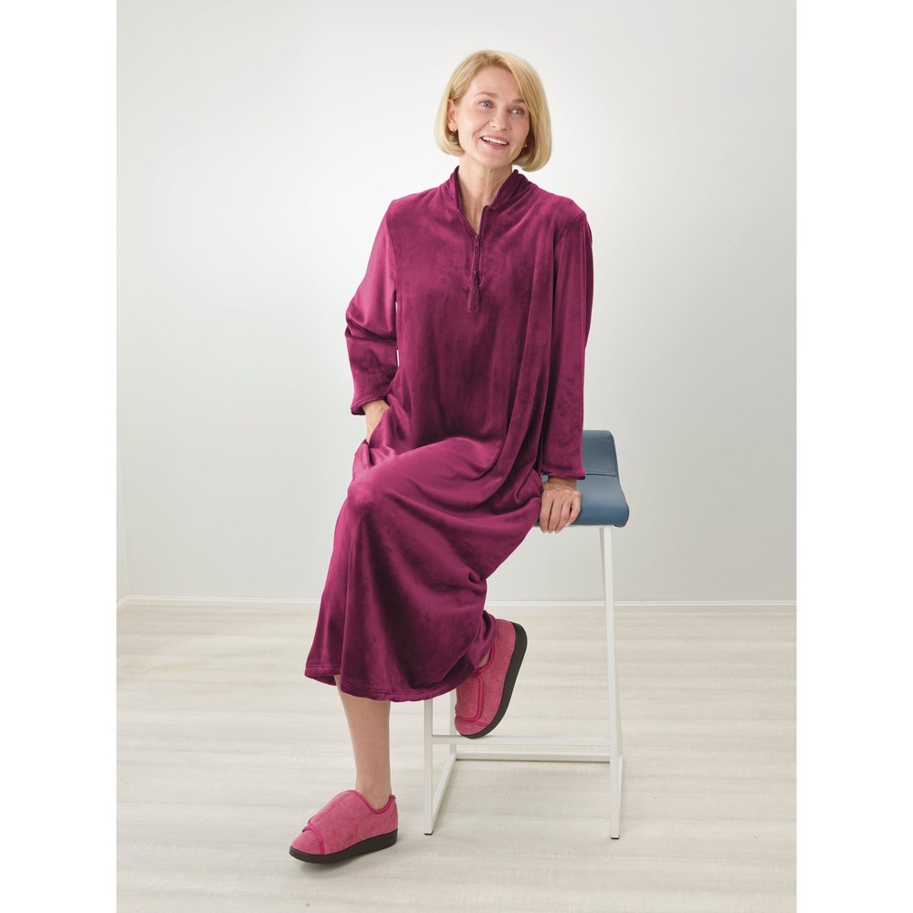 Silverts -1962 NWT Assisted Dressing‎ Open Back Plush Nightgown Zip Front Berry